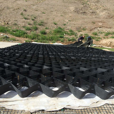 330 mm-1000 mm Lassafstand HDPE Geocell voor hellingsbescherming Honingraatontwerp