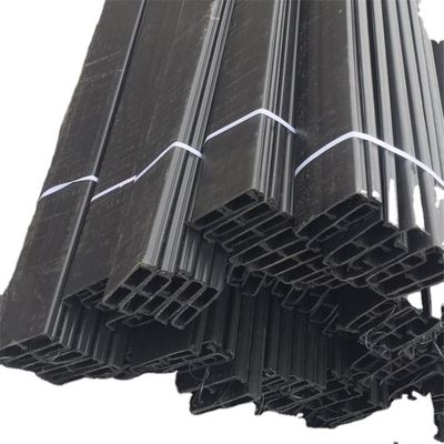 Extrusie methode E-slot die zorgt voor een sterke hechting voor geomembrane met betonnen inbouw