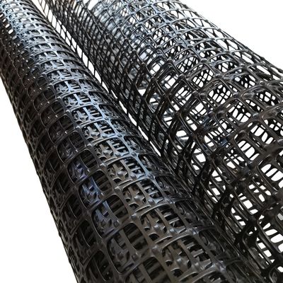 Zwarte polypropyleen PP bi-axiale plastic geogrid mesh rol voor bodemstabilisatie mijnbouw