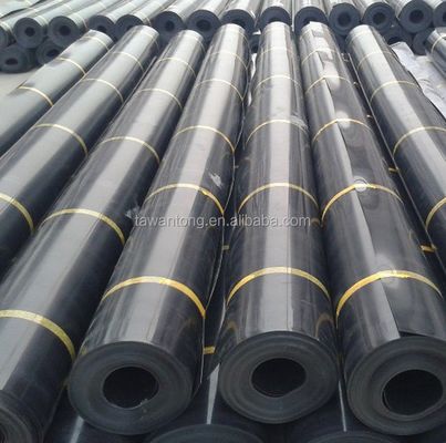 Geomembranen voor vissentank 2 mm zwart waterdicht HDPE-plastic Installatie ter plaatse