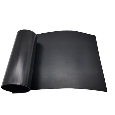ASTM GRI-GM13 gecertificeerd 1.0 mm HDPE-geomembraan voor co-extrusie met stabiele prestaties voor vissen