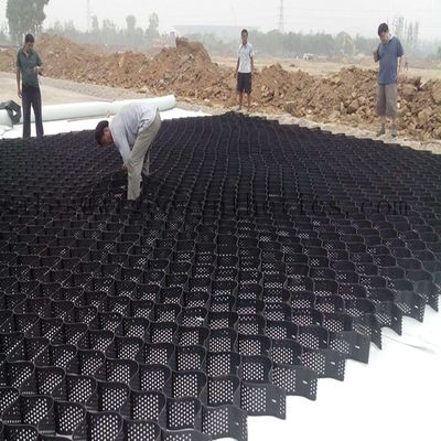 Perforated Geocell Grating Duurzame HDPE oprit voor bescherming van wegen en hellingen