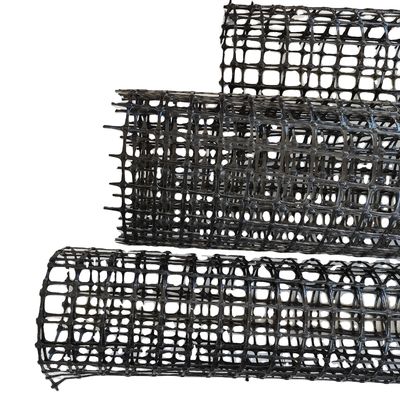 Zwart PP Bi-axiale Geogrid 4040 voor wegversterking Mesh Grootte 12.7*12.7mm Direct