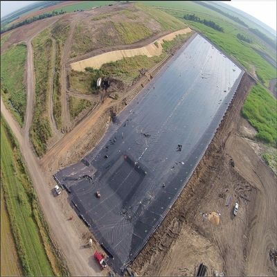 2m-8m Breedte Landbouw HDPE Geomembrane Visserij vijver Liner voor hoge flexibiliteit