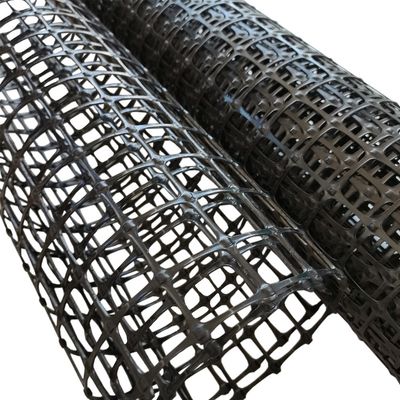 20KN PP Biaxiaal Geogrid voor wegversterking Zwarte kleur en training ter plaatse
