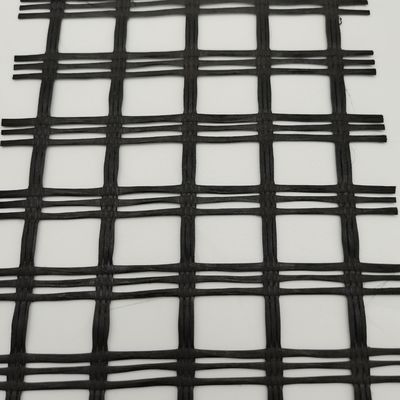 1m-6m Breedte Uniaxiaal Warp Knitting Polyester Geogrids Gecoated met High Strength PVC