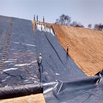 Geomembrane van HDPE met een aangepaste breedte voor stortplaatsen en visvijvers