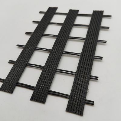Opleidingsdienst ter plaatse Versterken van wegen en bruggen met polyester PET Geogrid 80-80