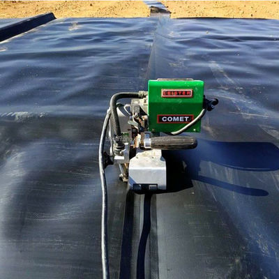 Chinese design stijl 1.0 mm glad oppervlak HDPE Zwarte Geomembrane Roll voor garnalen
