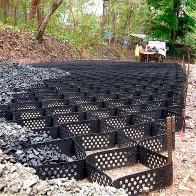 330 mm-1000 mm Lassafstand HDPE-geocellengras voor weg- en hellingsbescherming