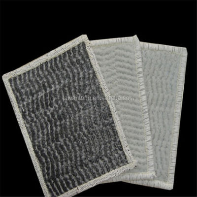 Traditioneel ontwerp Natriumbentoniet Geosynthetische klei Liner GCL met HDPE Geomembrane 1m-6m Breedte