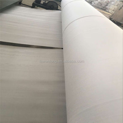 Geotextiel van polyester met een hoge treksterkte voor buitenafbouw van 100 kn voor wegbouw