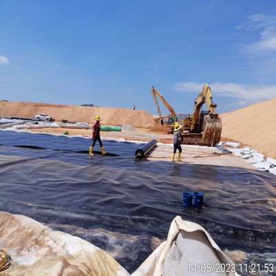 CE-standaard 0,5 mm 1 mm glad HDPE-poelvoering voor aquacultuur in Indonesië