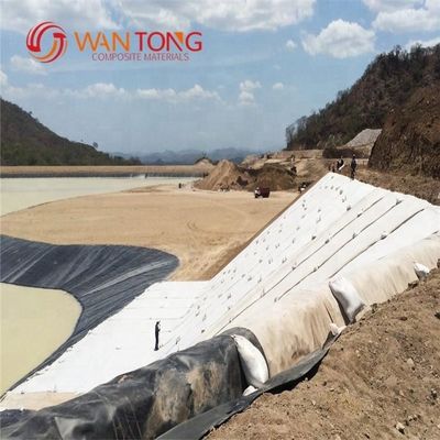 Geosynthetische kleivoering en ASTM-certificering voor waterdichte deken van bouwmaterialen