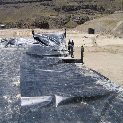 Geomembrane-liner van 1 mm op maat voor stortplaatsbiodigester en vis- of garnalenvijver