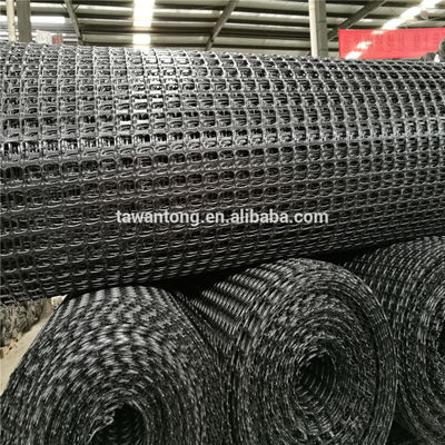 Hoge treksterkte Zwarte biaksiale geogrid voor bodemstabilisatie 30-30 kn PP-materiaal