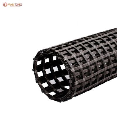 Geogrid van glasvezel voor sterkte Versterking van het wegbed Wit geogrid met asfaltcoating