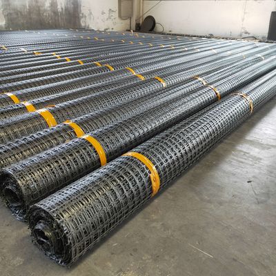 Duurzaam 20 kn-20 kn Plastic PP Biaxial Geogrid voor bodemstabilisatie/versterkte wegslagstabilisatie