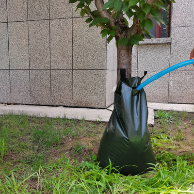 15 gallon en 20 gallon langzaam loslaten PE-boomwaterzakken voor waterbesparende boomverzorging