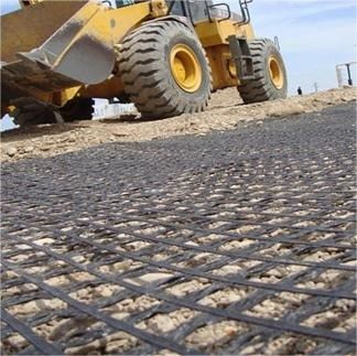 Polyester Bi-axial Geogrid met CE/ISO9001-certificering Mesh Grootte 25mm*25mm's Leading