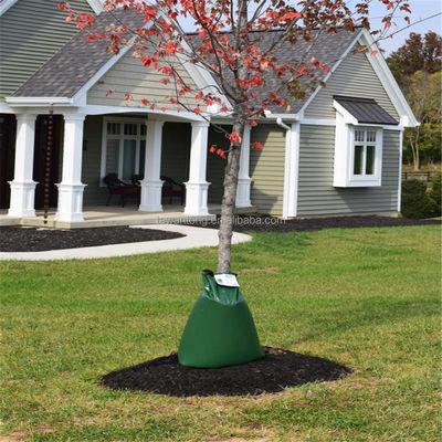 75L capaciteit boom waterzak met automatische druppelbewatering en water